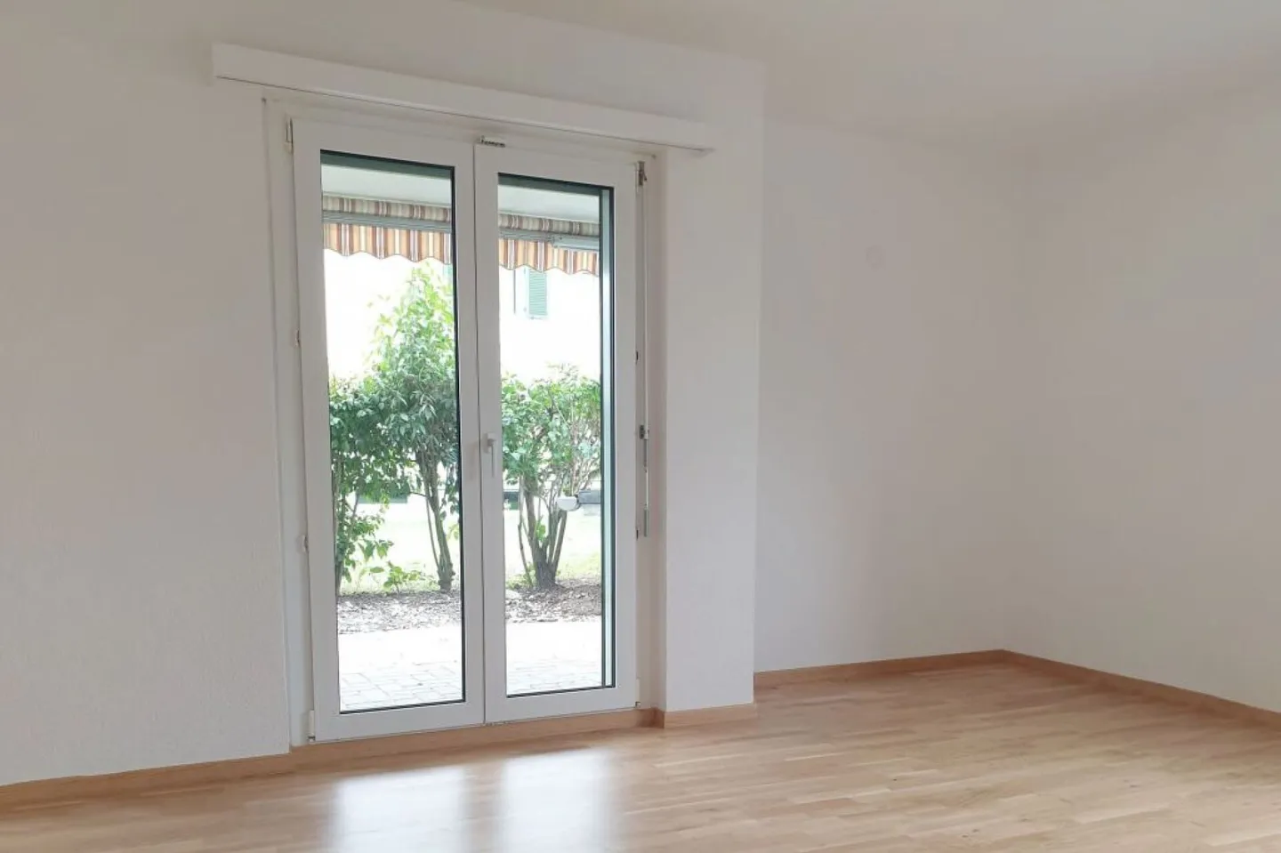 4 Room Family Apartment - Photo 4 of 8