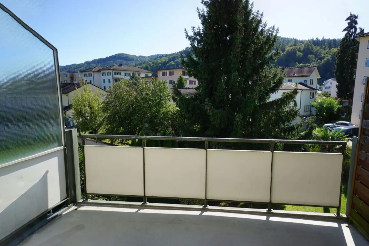 4 Room Family Apartment - Photo 7 of 8