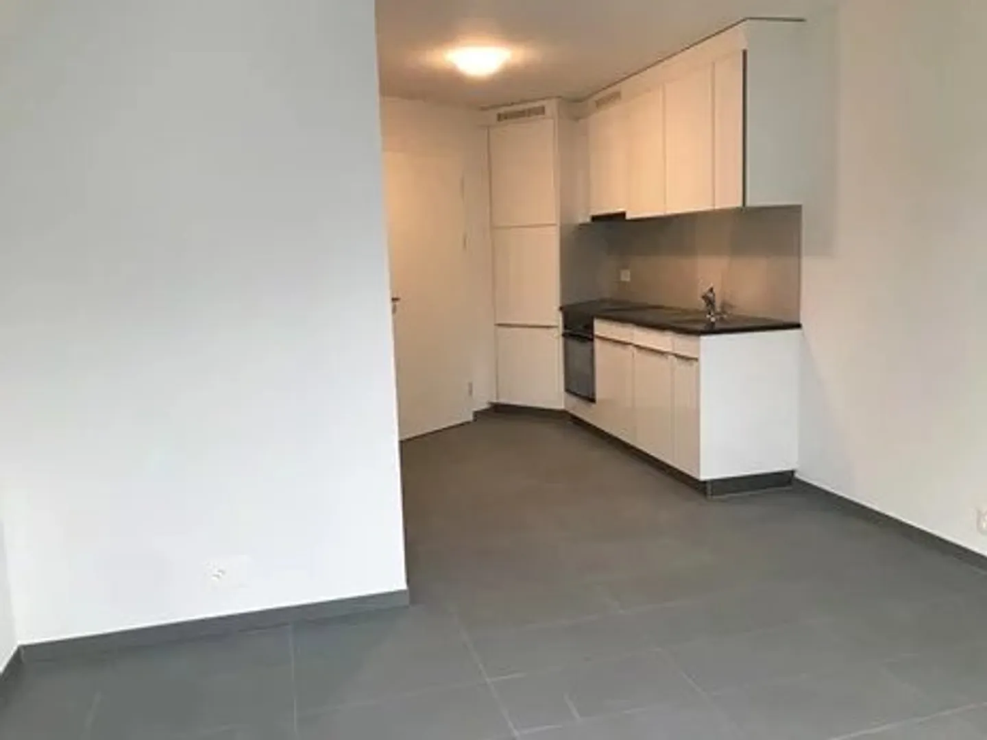 Monolocale al piano terra - Foto 4 di 5