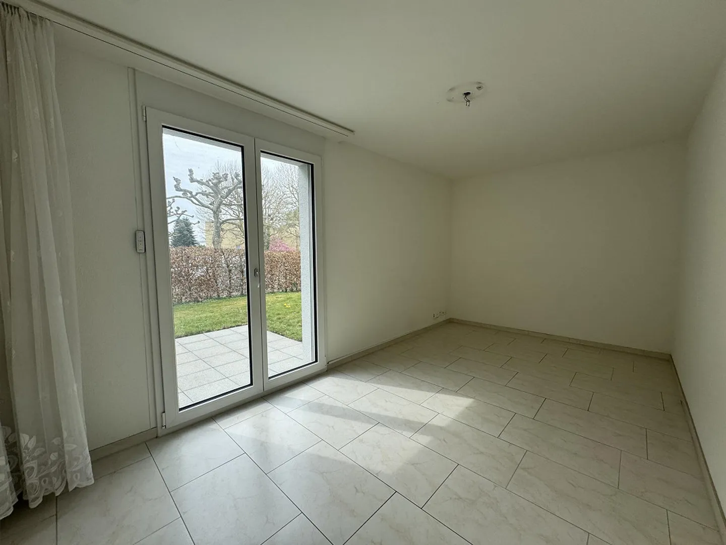 Appartement de jardin spacieux avec beaucoup de calme et d'espace - Photo 12 sur 15