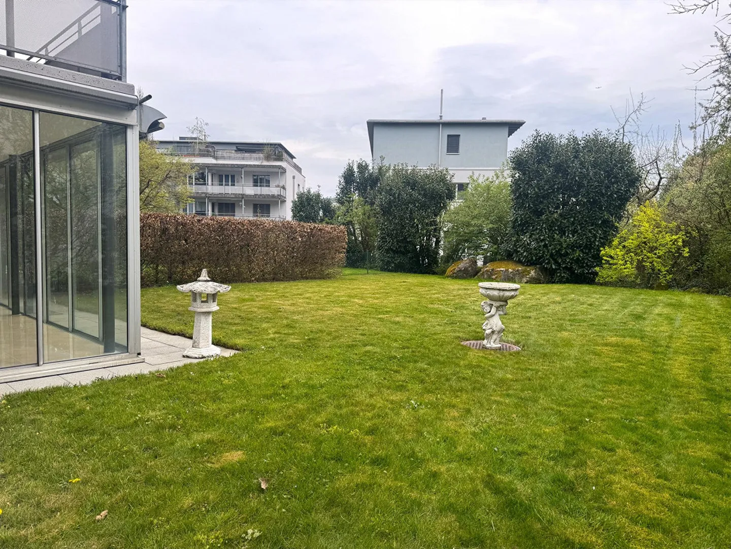 Appartement de jardin spacieux avec beaucoup de calme et d'espace - Photo 14 sur 15