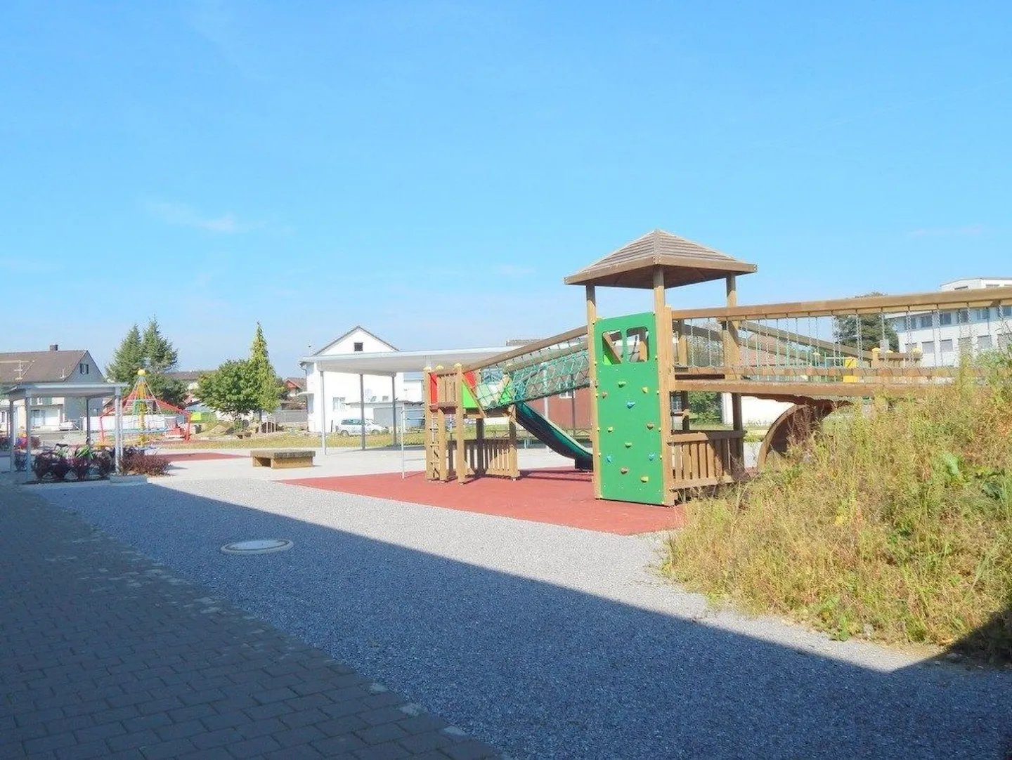 Appartement lumineux, spacieux et adapté aux enfants - Photo 2 sur 10