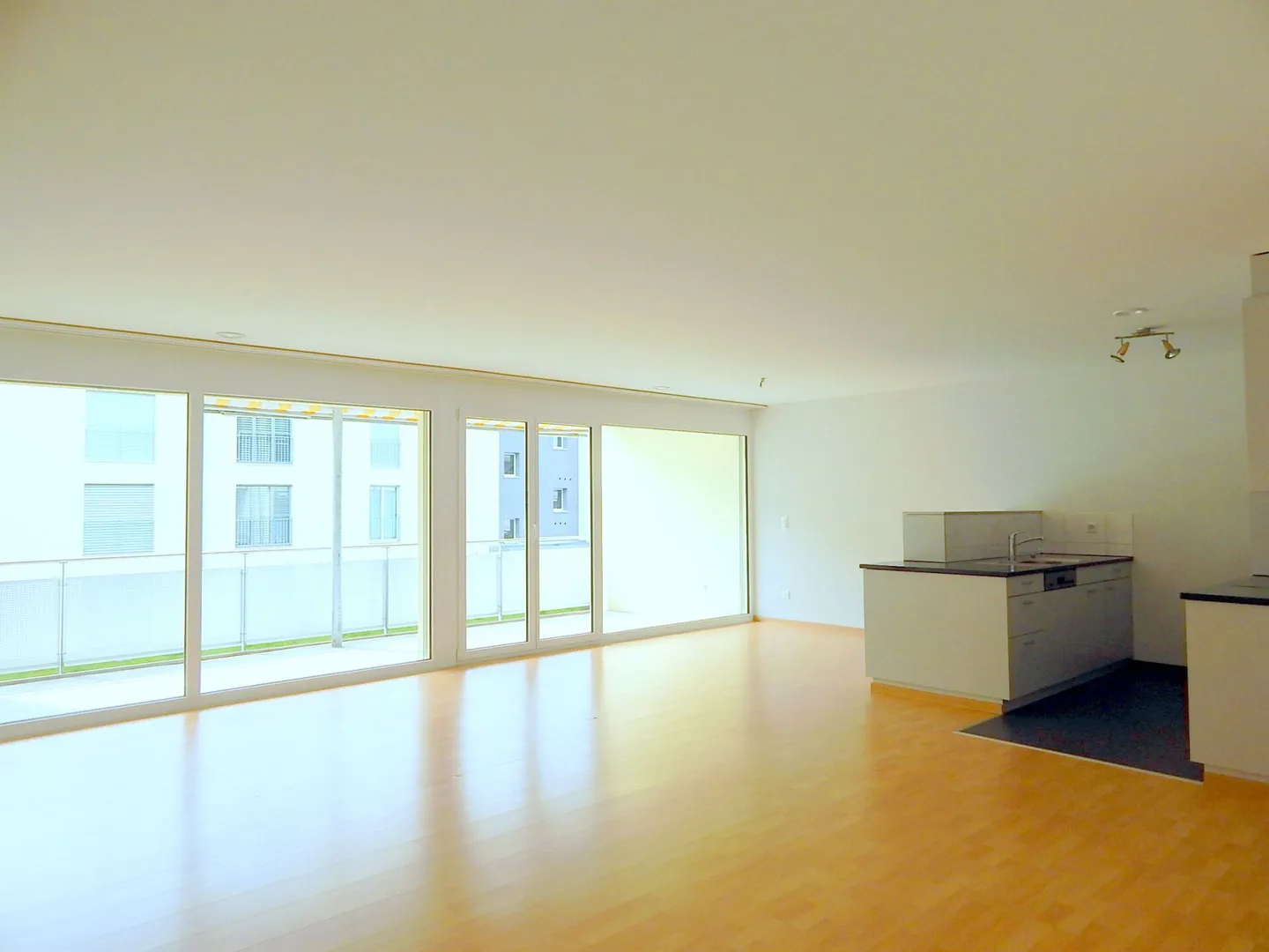 Appartement lumineux, spacieux et adapté aux enfants - Photo 3 sur 10