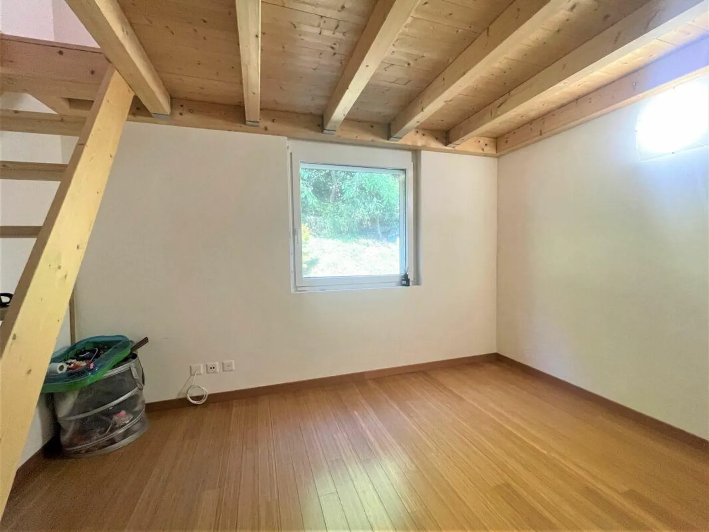 House in Row House Complex with Lake View - NEGOTIABLE PRICE - Photo 15 of 25