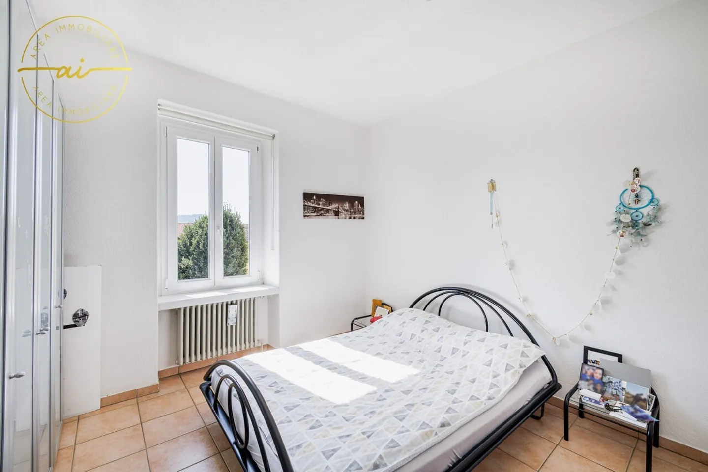 AMPIA CASA DI 6.5 LOCALI IN ZONA RESIDENZIALE A MORBIO INF. - Foto 2 di 13