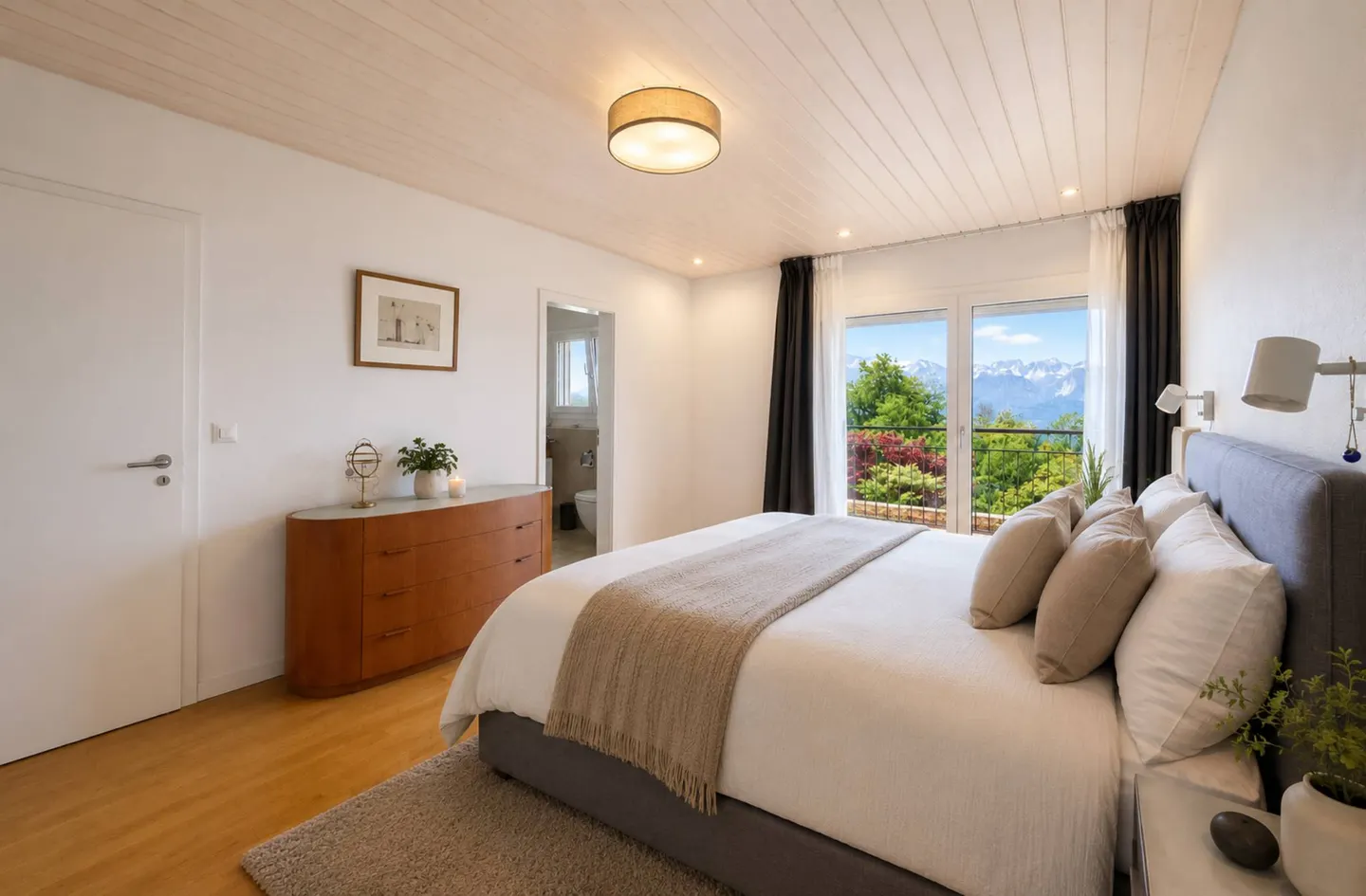 Charmante Villa mit Seeblick - Foto 12 von 13