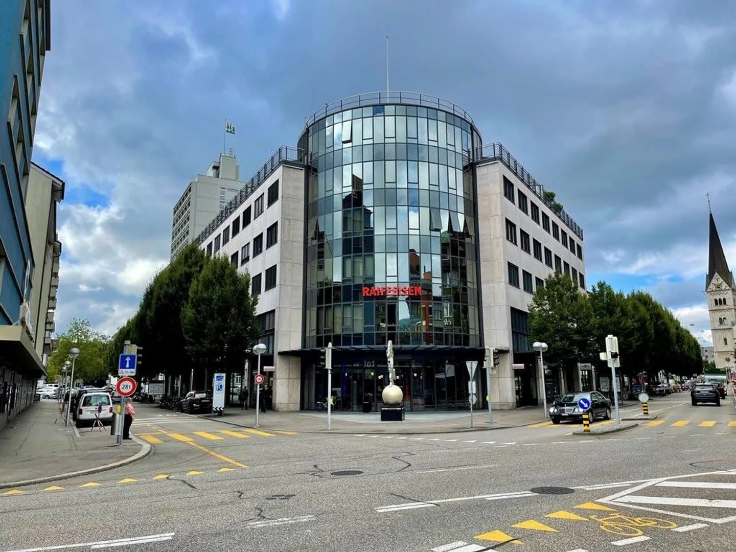 Bureaux lumineux dans un emplacement central à Olten - Photo 1 sur 8
