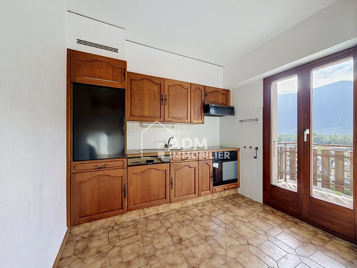 Appartement Charmant avec Balcon - Photo 6 sur 13