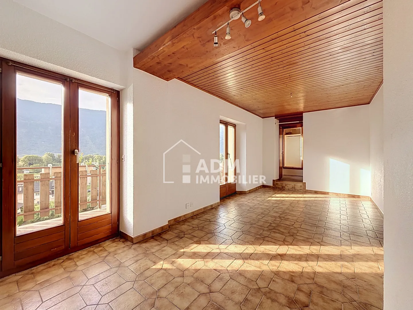 Appartement Charmant avec Balcon - Photo 1 sur 13