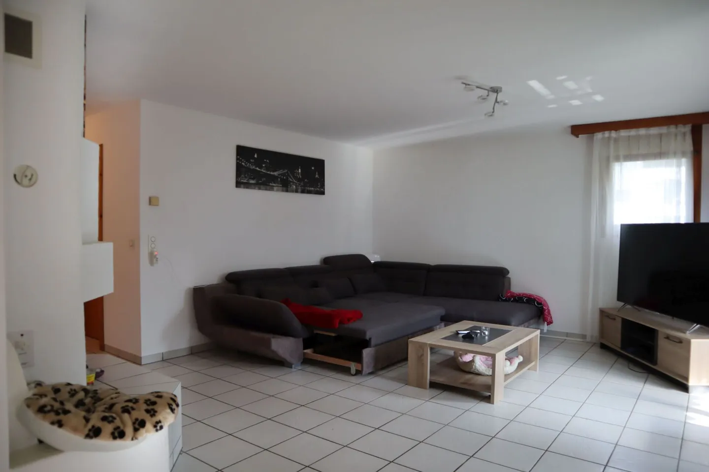 Appartamento giardino 3,5 locali in posizione idilliaca e privilegiata a Buchs - Foto 2 di 8