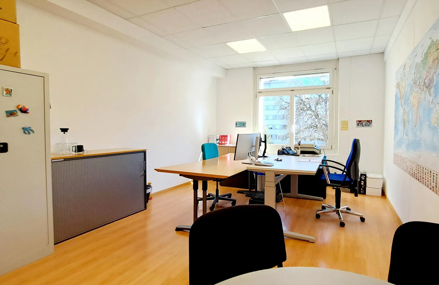 Ufficio molto bello in subaffitto - Foto 1 di 6