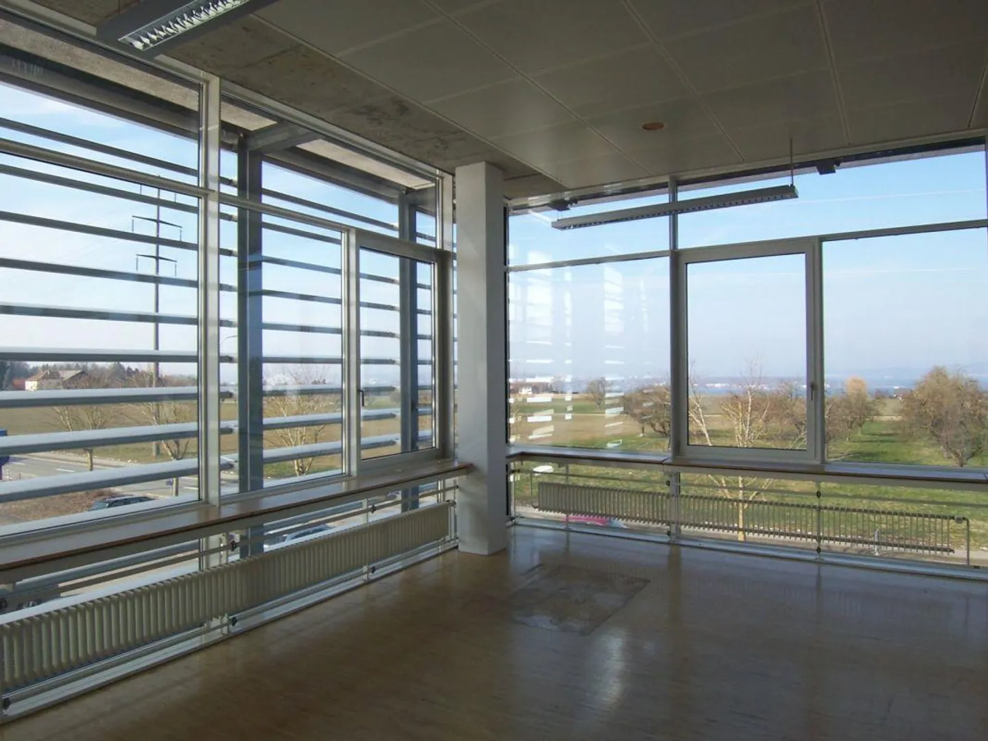 Temps pour NOUVEAU - Espace Commercial à Lengwil - Photo 2 sur 5