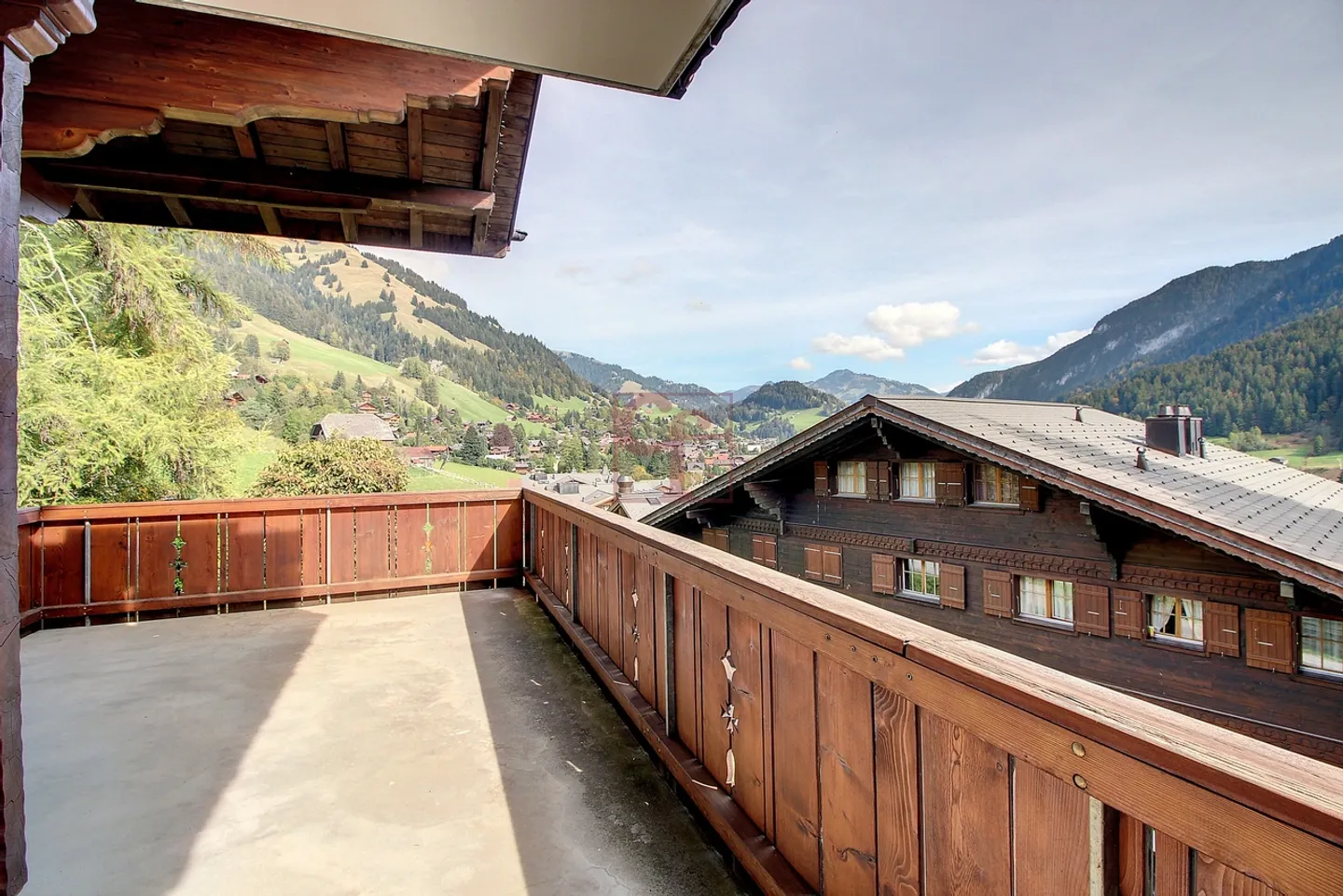 Charmant appartement de 3.5 pièces meublé Idéalement situé à Rougemont - Foto 7 di 9