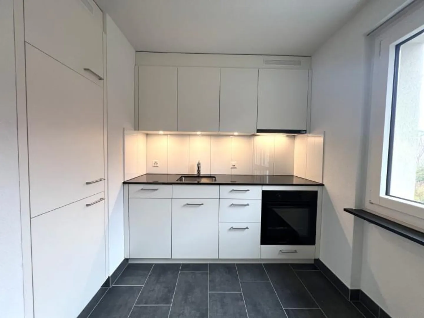 Renoviertes Studio mit Balkon - Foto 2 von 6