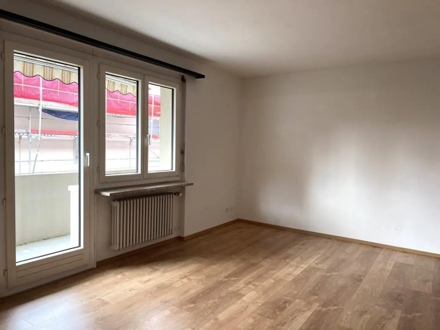 Renoviertes Studio mit Balkon - Foto 4 von 6