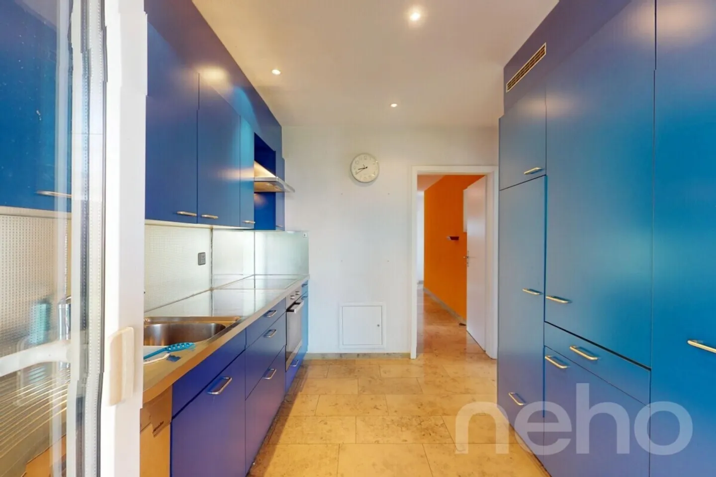 Casa indipendente in una posizione tranquilla con molto spazio - Foto 5 di 13