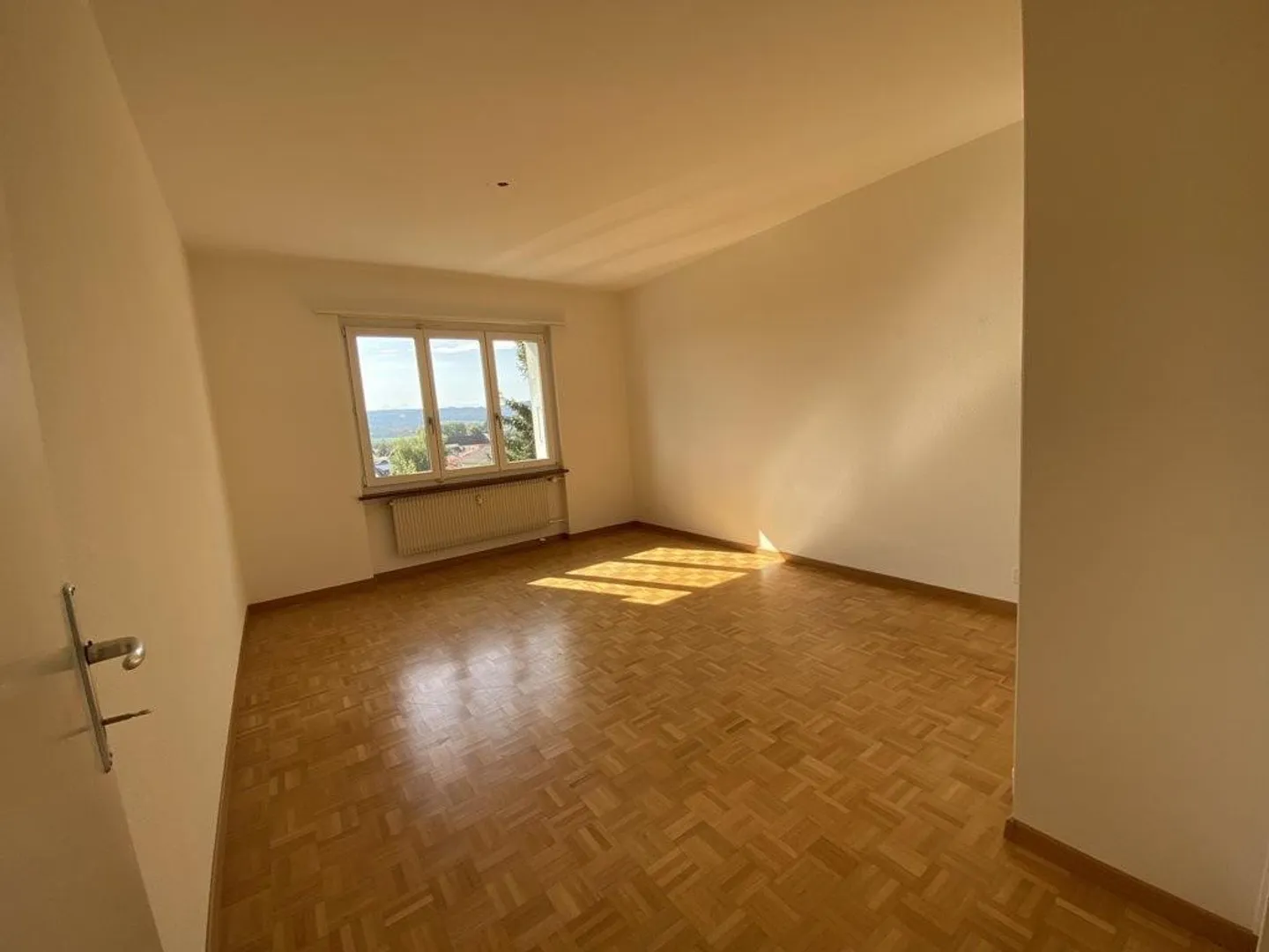 La tua nuova oasi di benessere con vista! - Foto 3 di 9