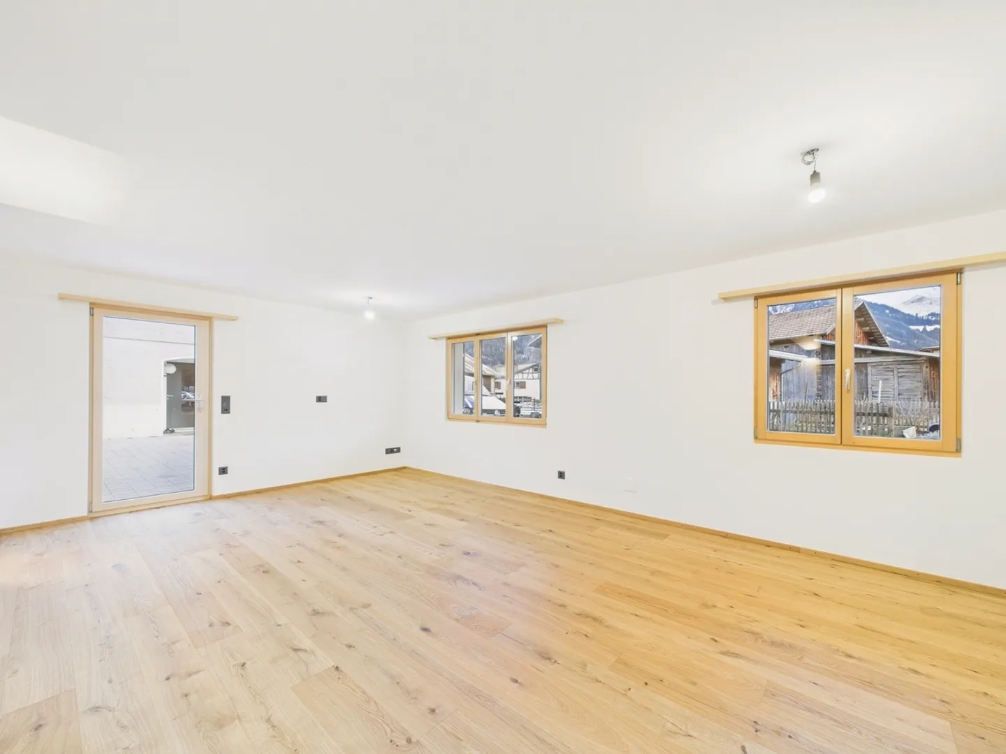Newly renovated 2.5-room apartment in Degen - Photo 7 of 12