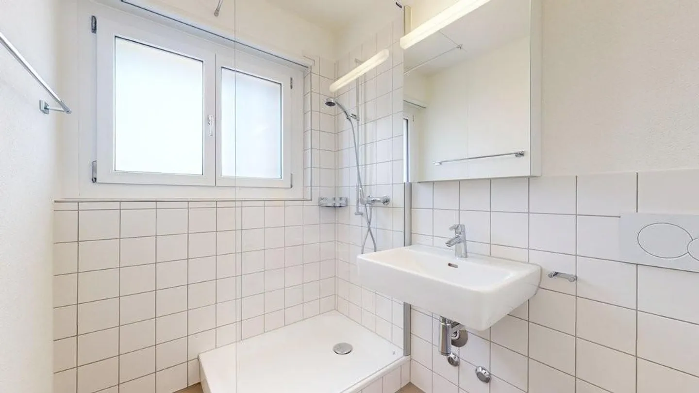 Appartamento moderno in una posizione centrale - Foto 5 di 12