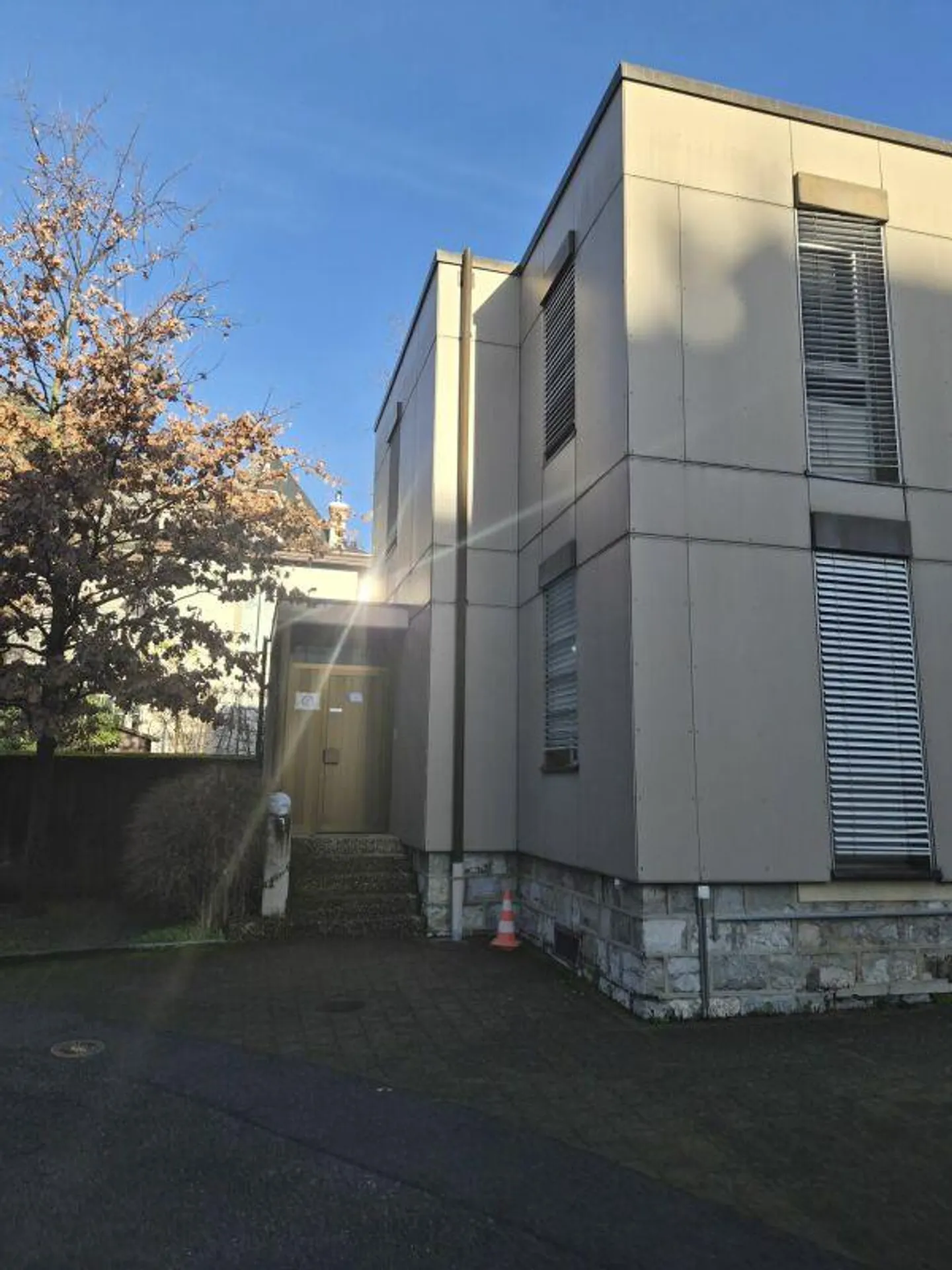 Office, cabin or similar in Geneva - many possibilities are possible - Photo 2 of 7