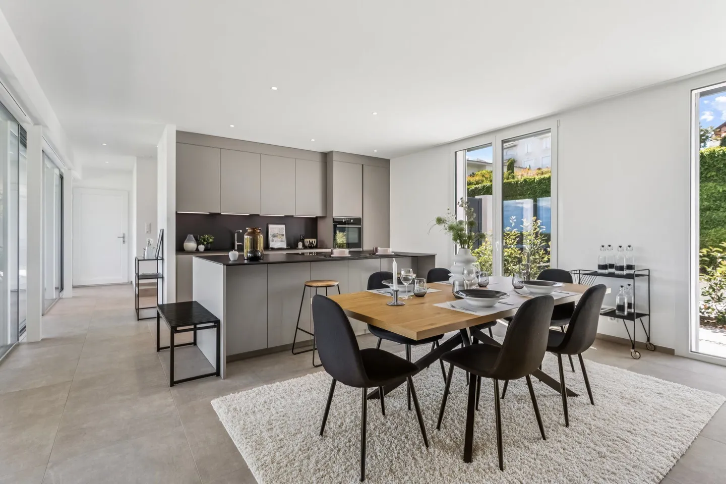 Appartement exceptionnel avec jardin - Photo 7 sur 13