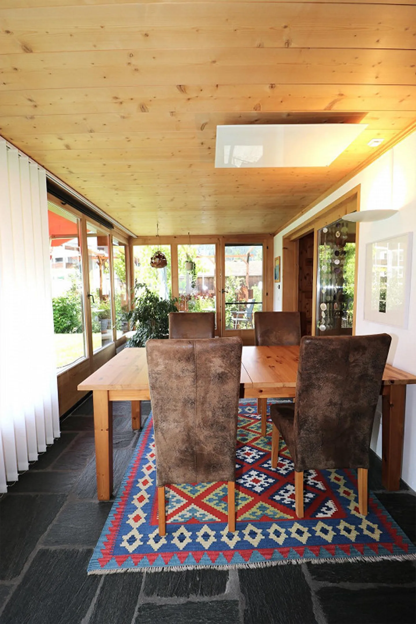 Charming two-family house with mountain view in Laax - Photo 4 of 30