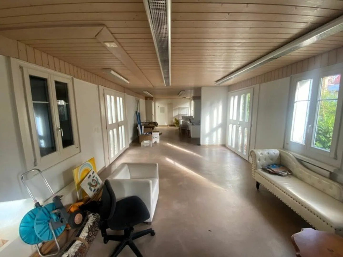 Attractive commercial space in the center of Meilen - Photo 5 of 8