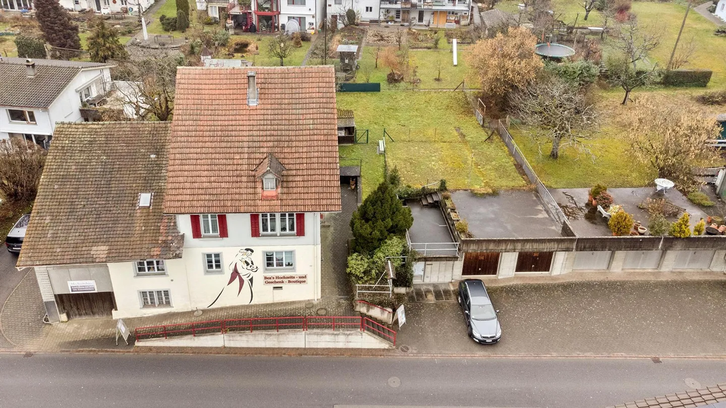 «Bauland mit Entwicklungspotential am Südhang» - Foto 8 von 13