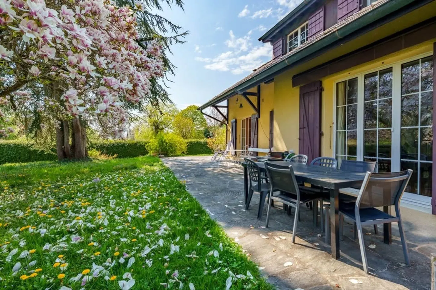 Appartement Charmant avec Jardin - Photo 1 sur 9