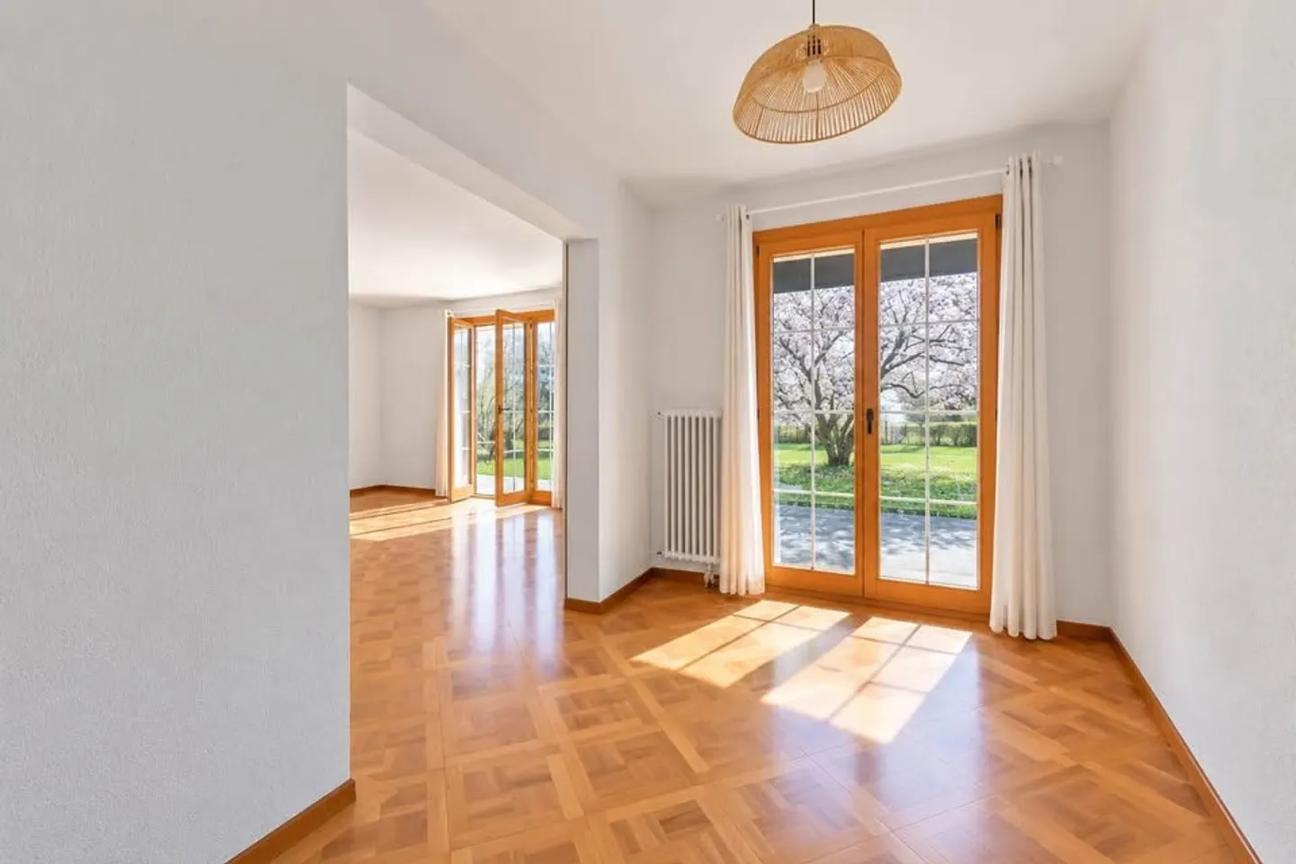 Appartement Charmant avec Jardin - Photo 4 sur 9