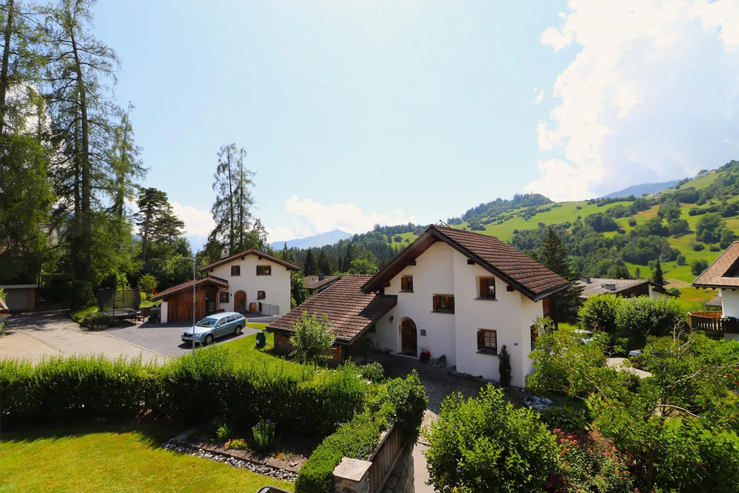 Charming two-family house with mountain view in Laax - Photo 15 of 30