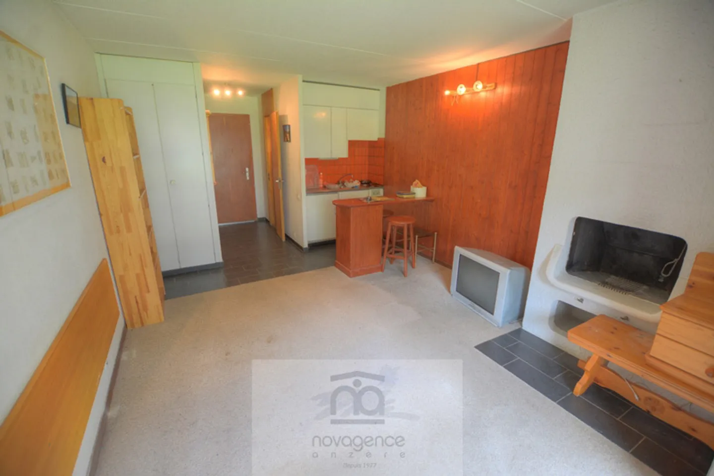 Cozy Studio Near Ski Lifts - Photo 2 of 8
