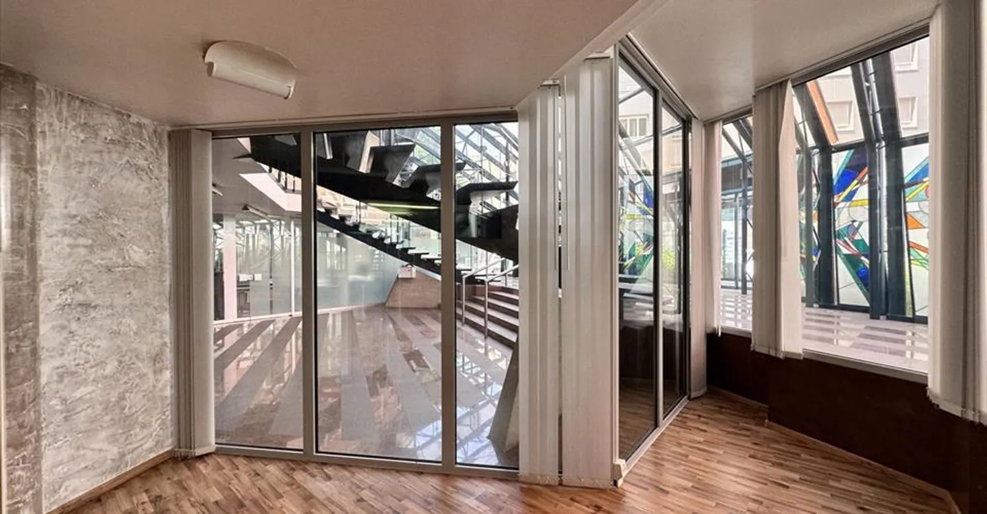 Spazio ufficio in affitto - Foto 5 di 8