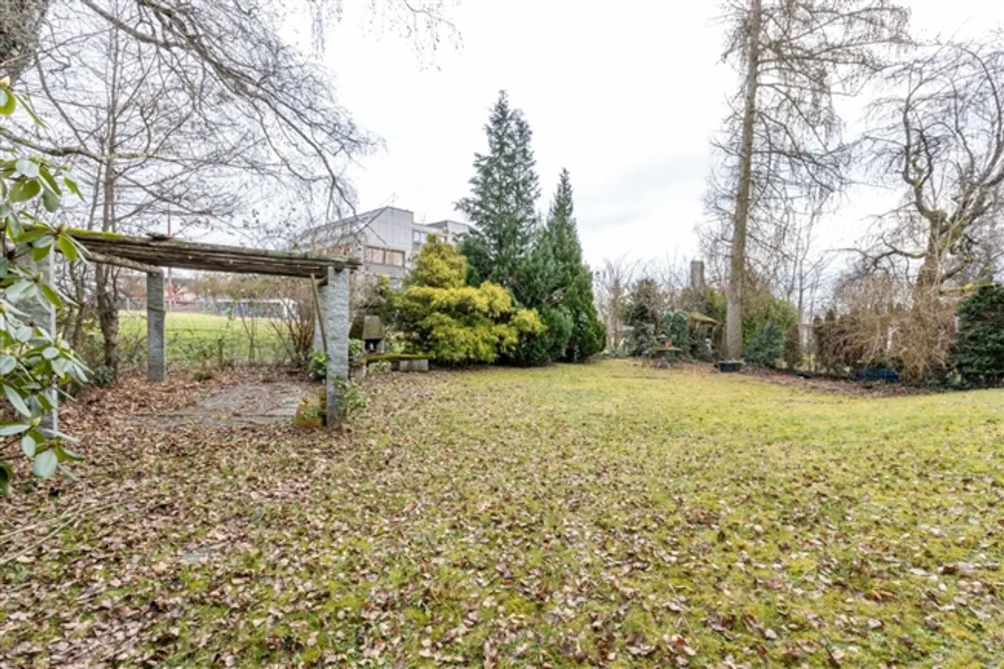 Casa unifamiliare idilliaca con giardino e fascino in un quartiere adatto alle famiglie - Foto 17 di 20