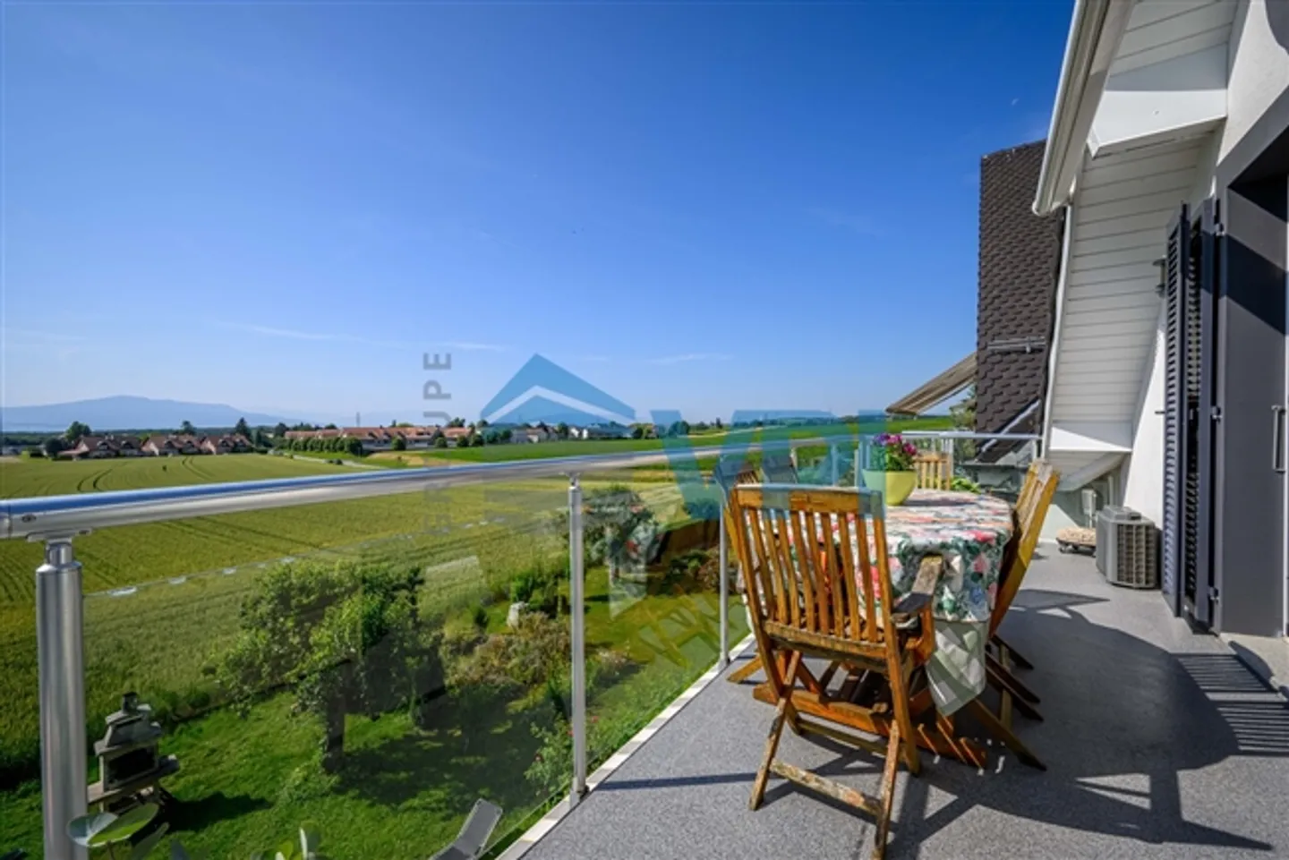 Appartamento di lusso con 6,5 stanze + cucina - Foto 1 di 5