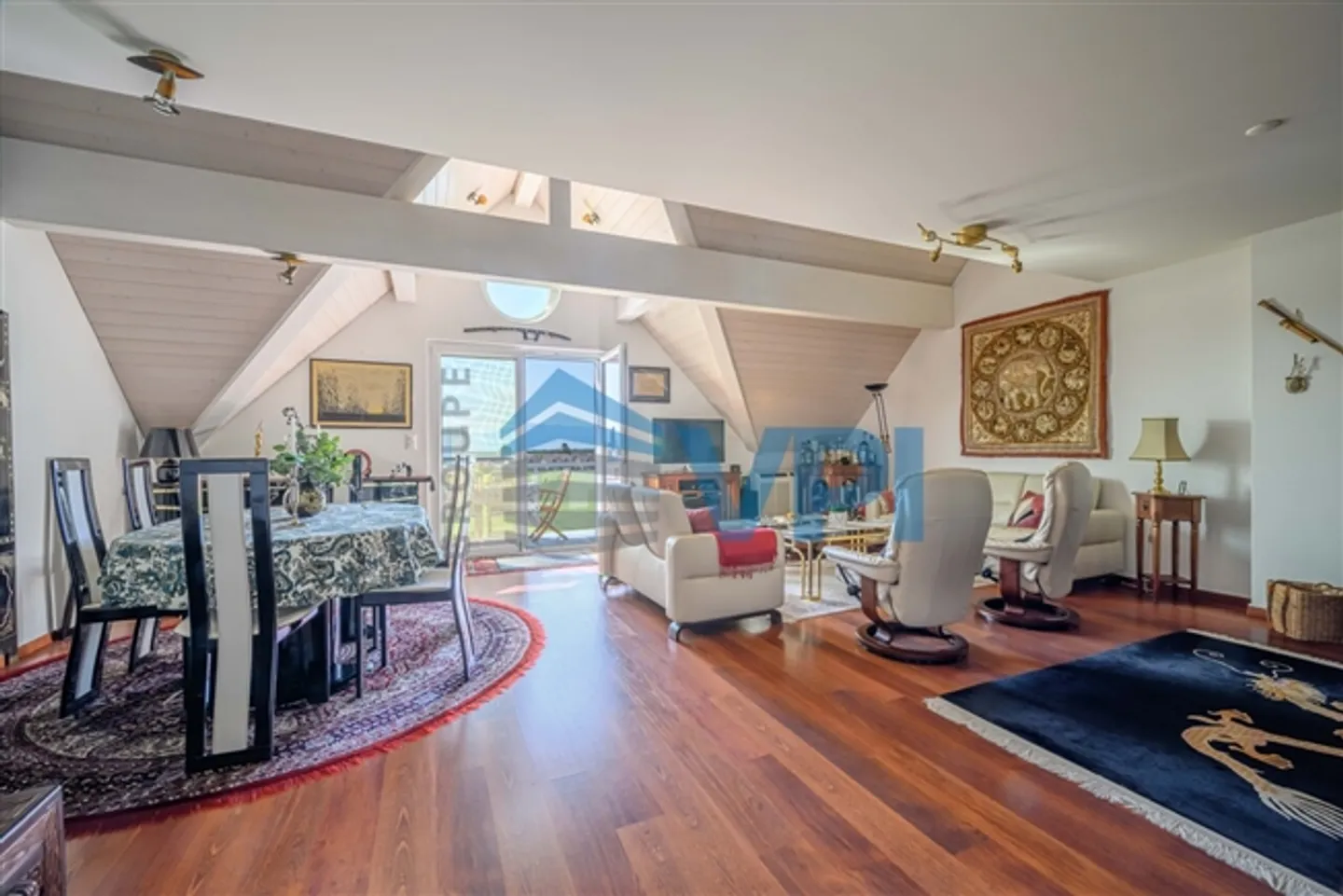 Appartamento di lusso con 6,5 stanze + cucina - Foto 2 di 5