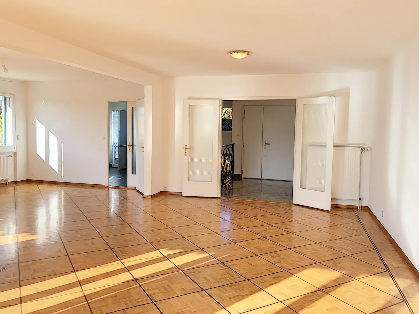 Charmante Villa mit Pool - Foto 5 von 9