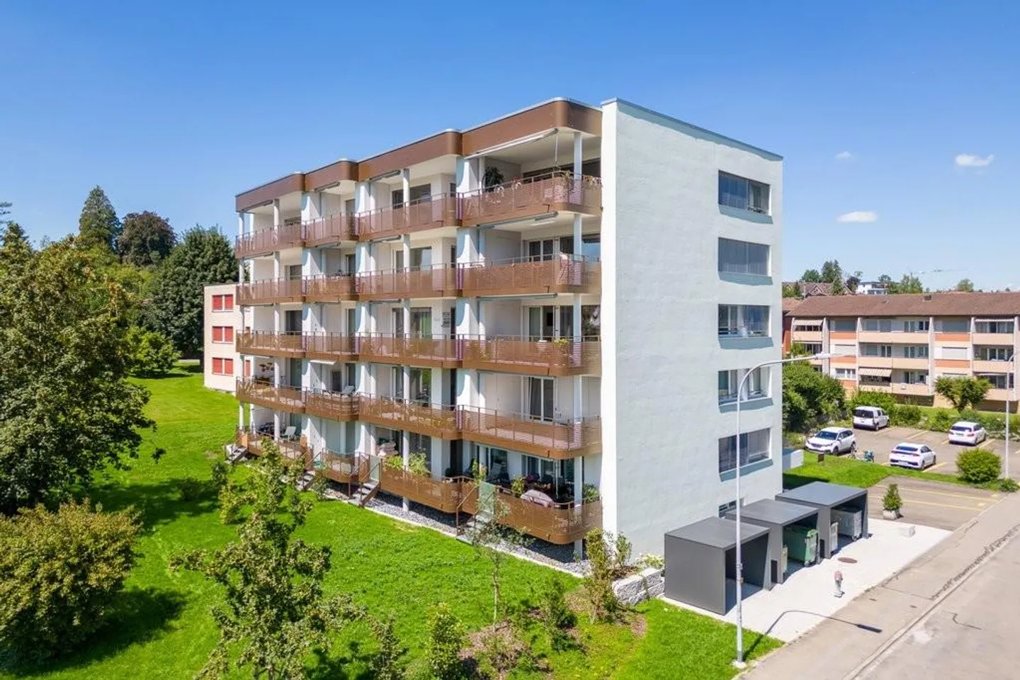 Appartamento affascinante 2.5 stanze a Dietlikon - Foto 1 di 9