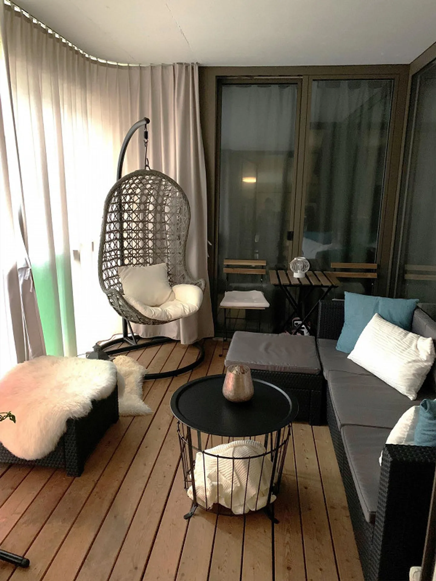 Moderno appartamento di 2,5 stanze a Uster - Foto 8 di 10