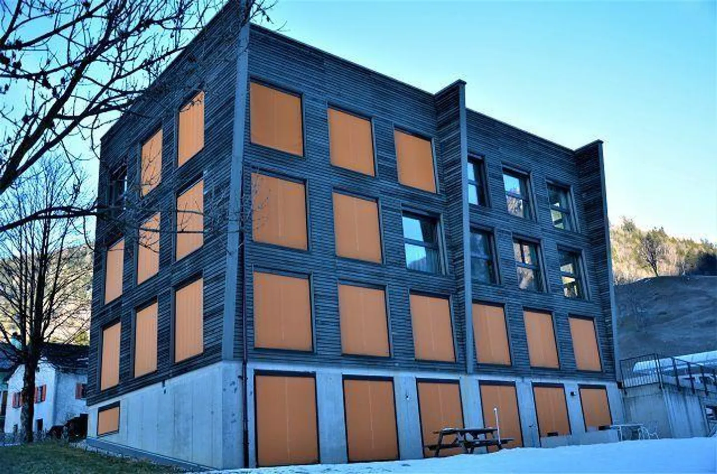 Appartement lumineux 3,5 pièces avec jardin et garage - Photo 30 sur 35