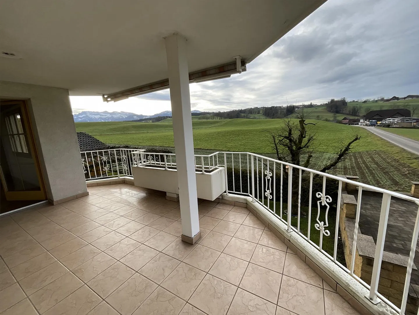 Appartamento 3.5 stanze - Foto 2 di 10