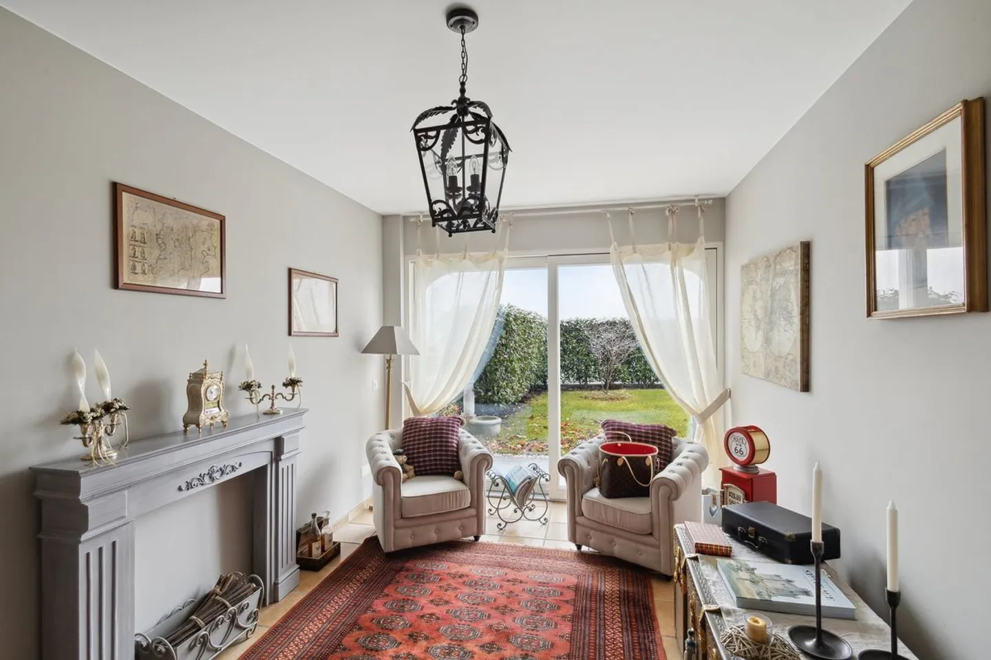 Casa singola di 8,5 stanze - Foto 2 di 10