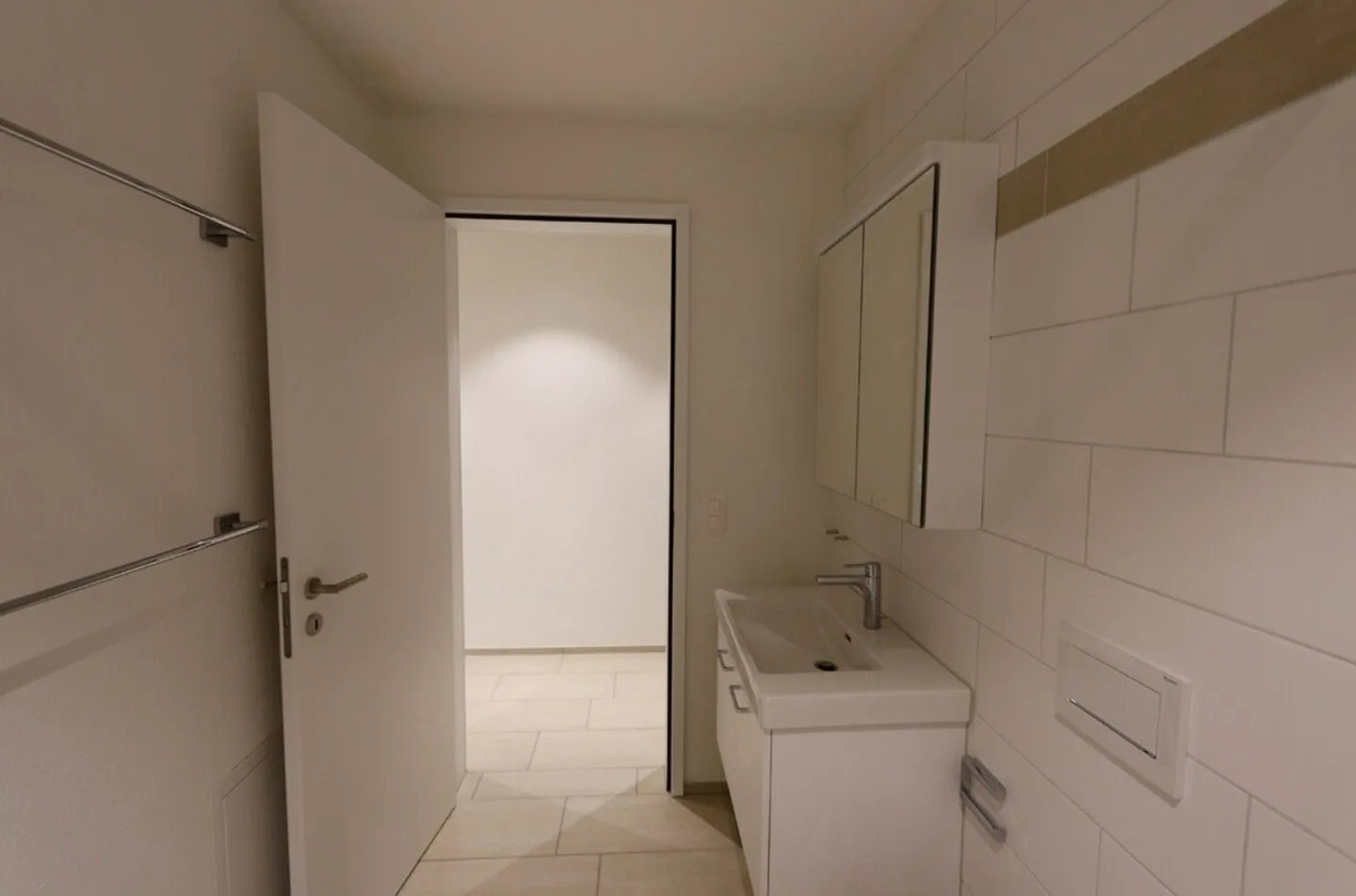 Modern 3.5 Room Apartment - Photo 6 of 8