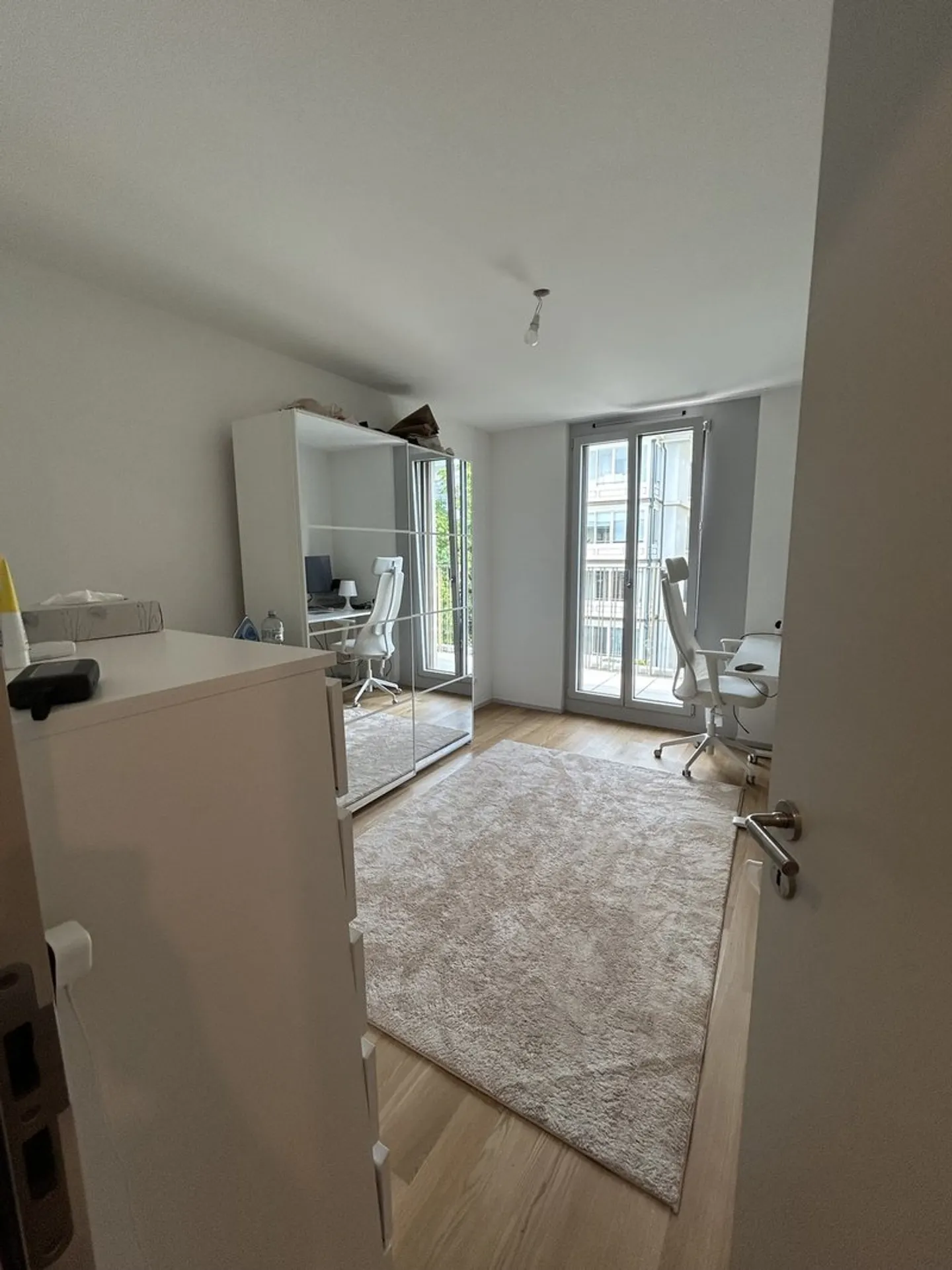 Modern Apartment with Balcony - Photo 10 of 10