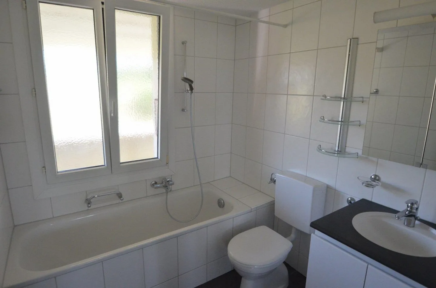 Charmante Wohnung in Buch - Foto 3 von 12