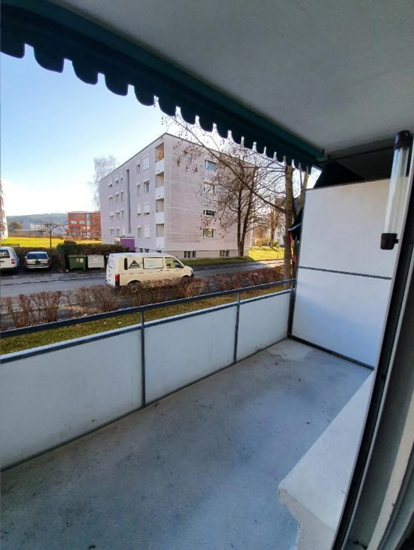 Apartment in the Heart of Dübendorf, limited until 30.09.2028 - Photo 7 of 8