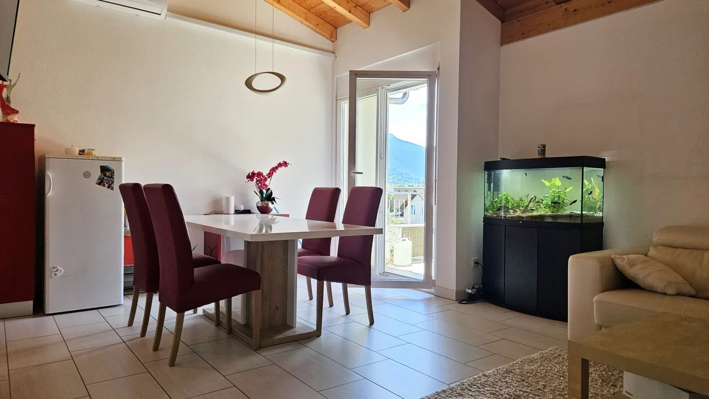 ATTICO DI 2,5 LOCALI DA REDDITO O VACANZA - Foto 4 di 11