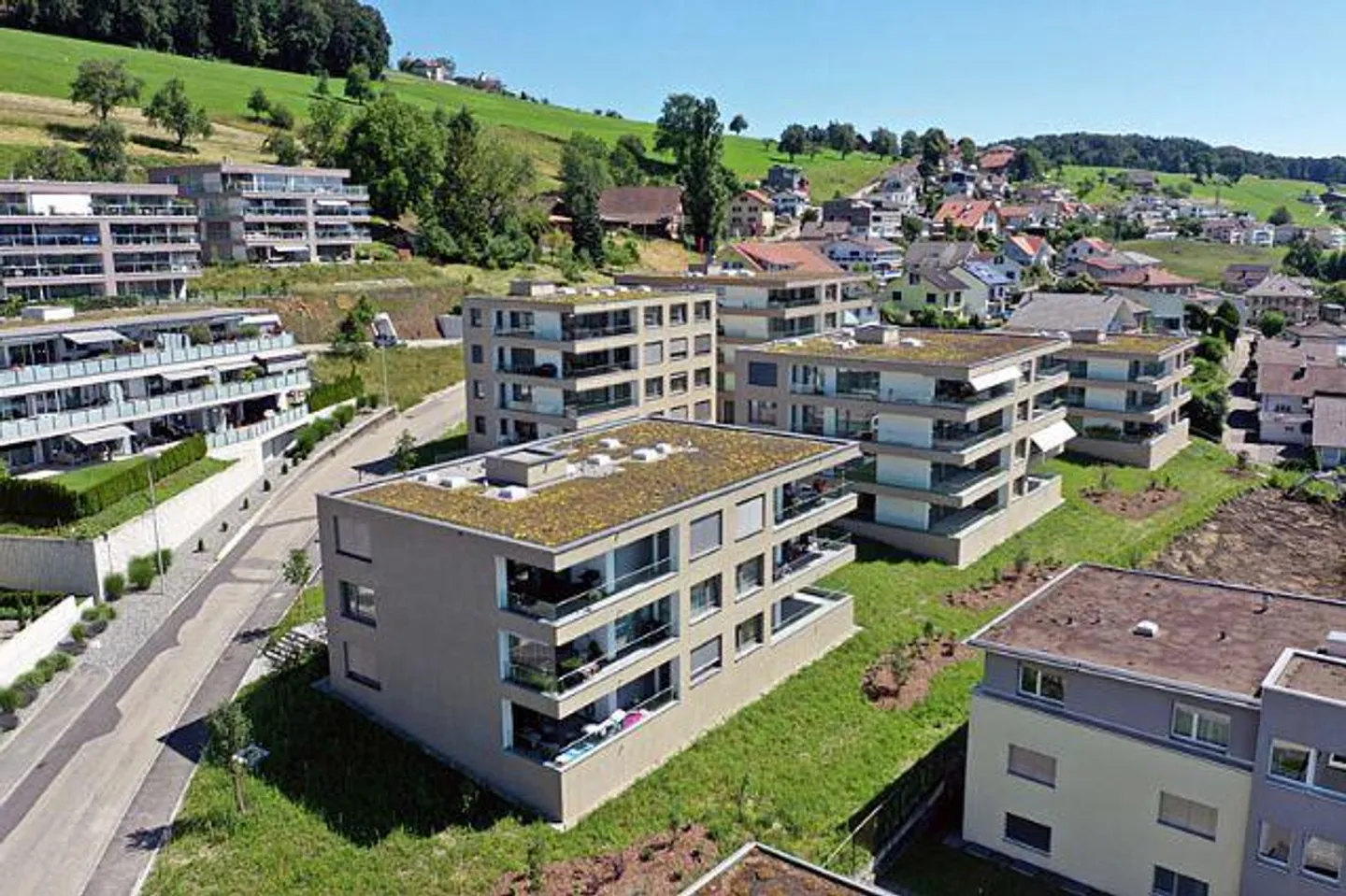 Grosse 3.5 Zimmer Wohnung im Eigentumsstandard in Wauwil - Foto 4 von 27
