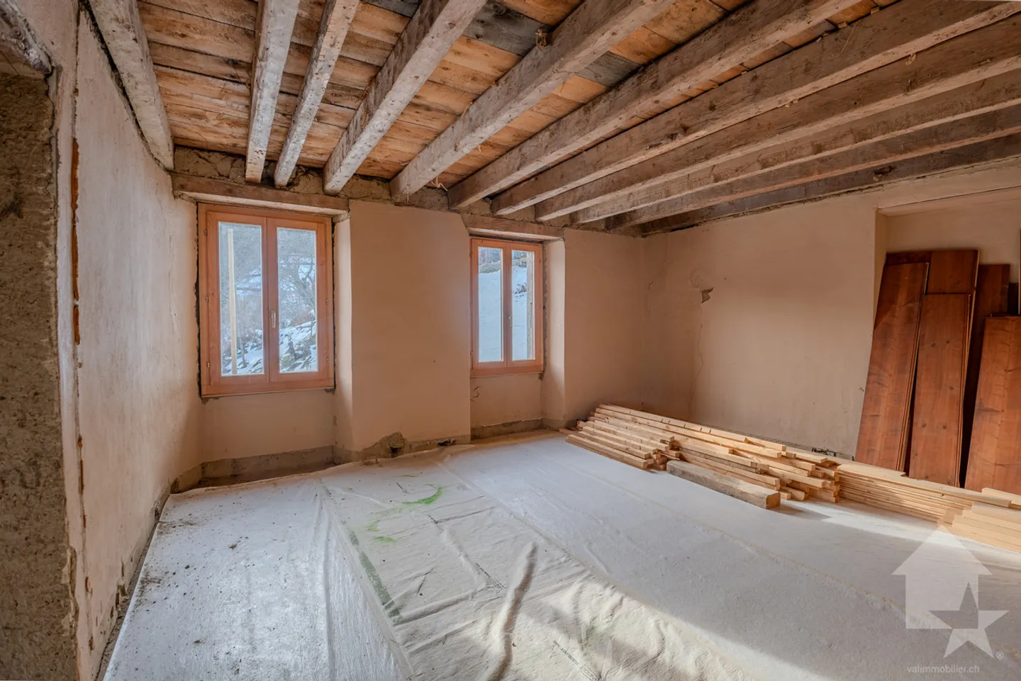 Proprietà di carattere da reinventare con terreno di 2.500 m² - Foto 9 di 19