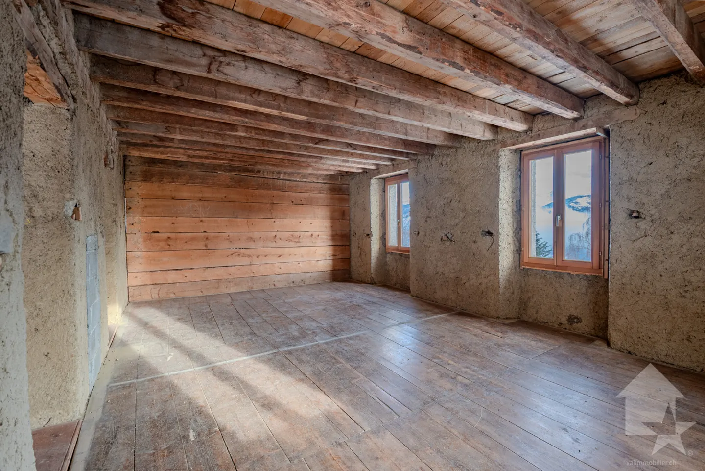 Proprietà di carattere da reinventare con terreno di 2.500 m² - Foto 11 di 19